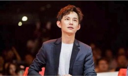 娱乐圈爆料签约小鲜肉,揭秘签约小鲜肉背后的秘密与争议